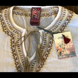 NWT Johnny Was Embroidered tunic - M